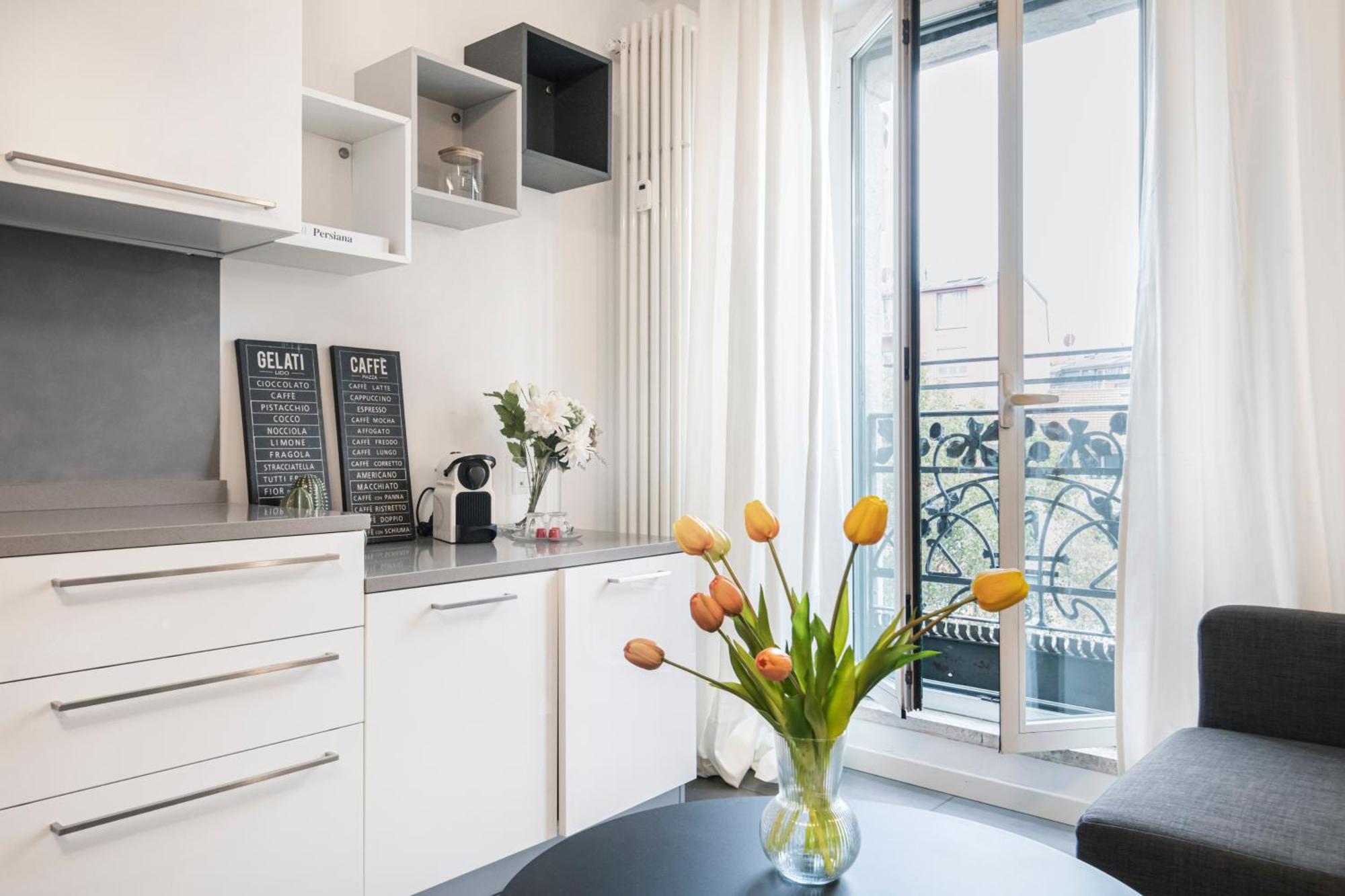 Beautiful Flat Fully Furnished In P.Ta Romana Milan Bagian luar foto