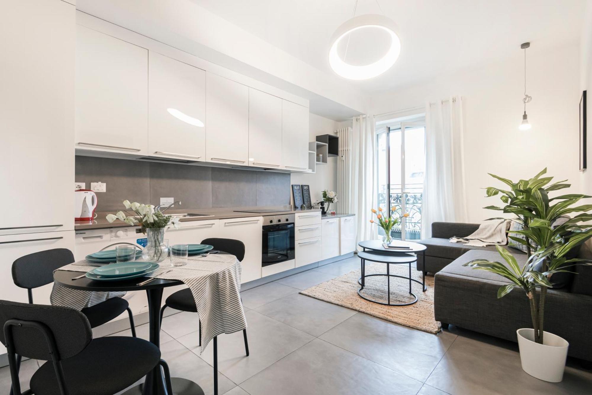 Beautiful Flat Fully Furnished In P.Ta Romana Milan Bagian luar foto
